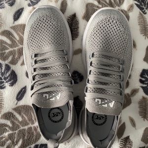 Size 8 Women's TechLoom Breeze